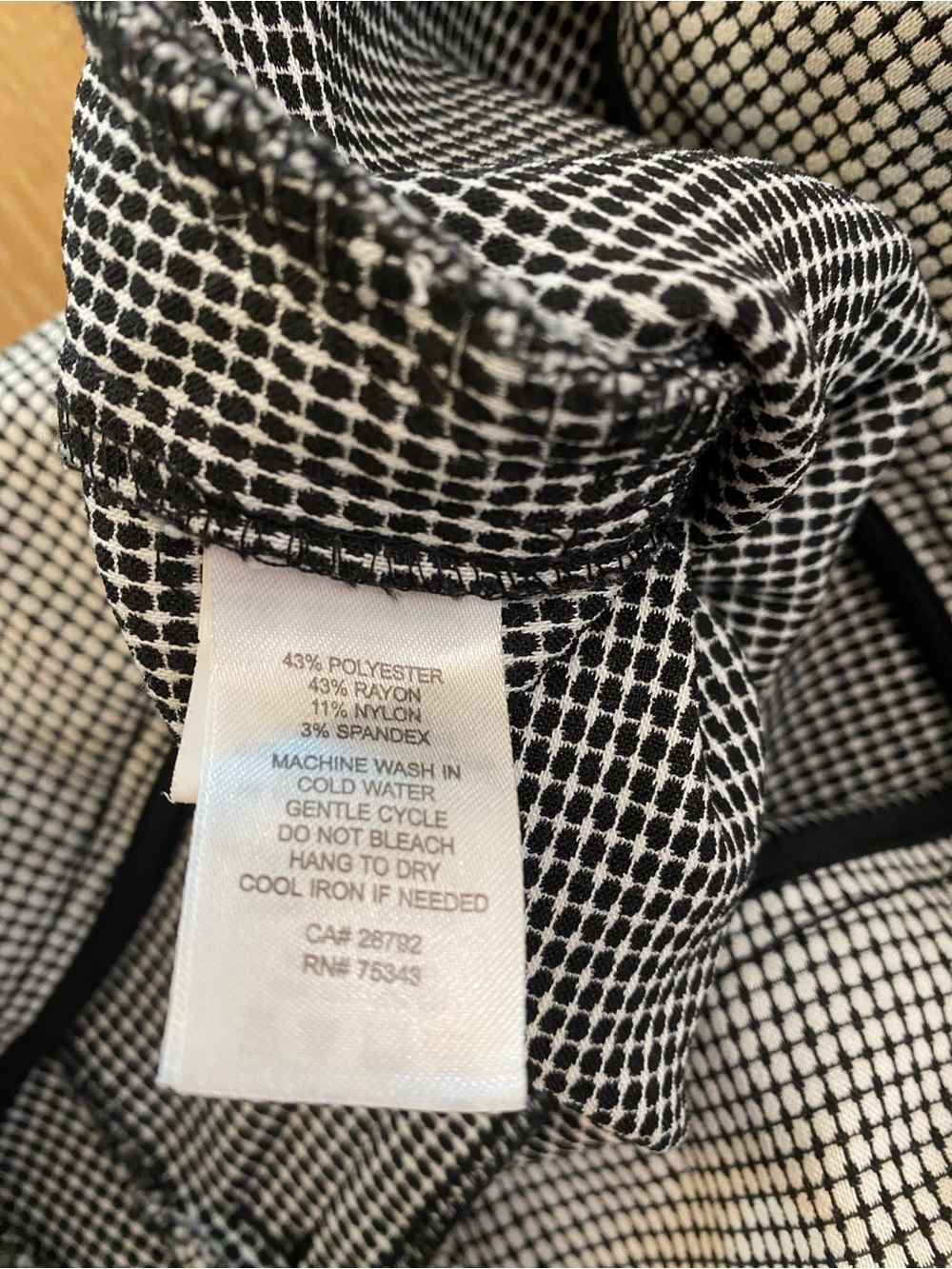 Adrienne Vittadini Business Casual Stretch Crop Pants Checkered Retro Size 10 - Picture 5 of 8